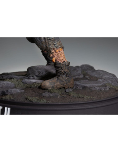 ESTATUA DARK HORSE DELUXE THE LAST OF US PART 2 ARMORED CLICKER FIGURE 22cm