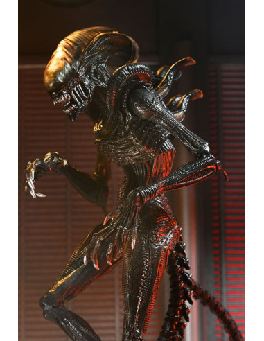 FIGURA NECA REEL TOYS ALIEN ROMULUS ULTIMATE SCORCHED XENOMORPH